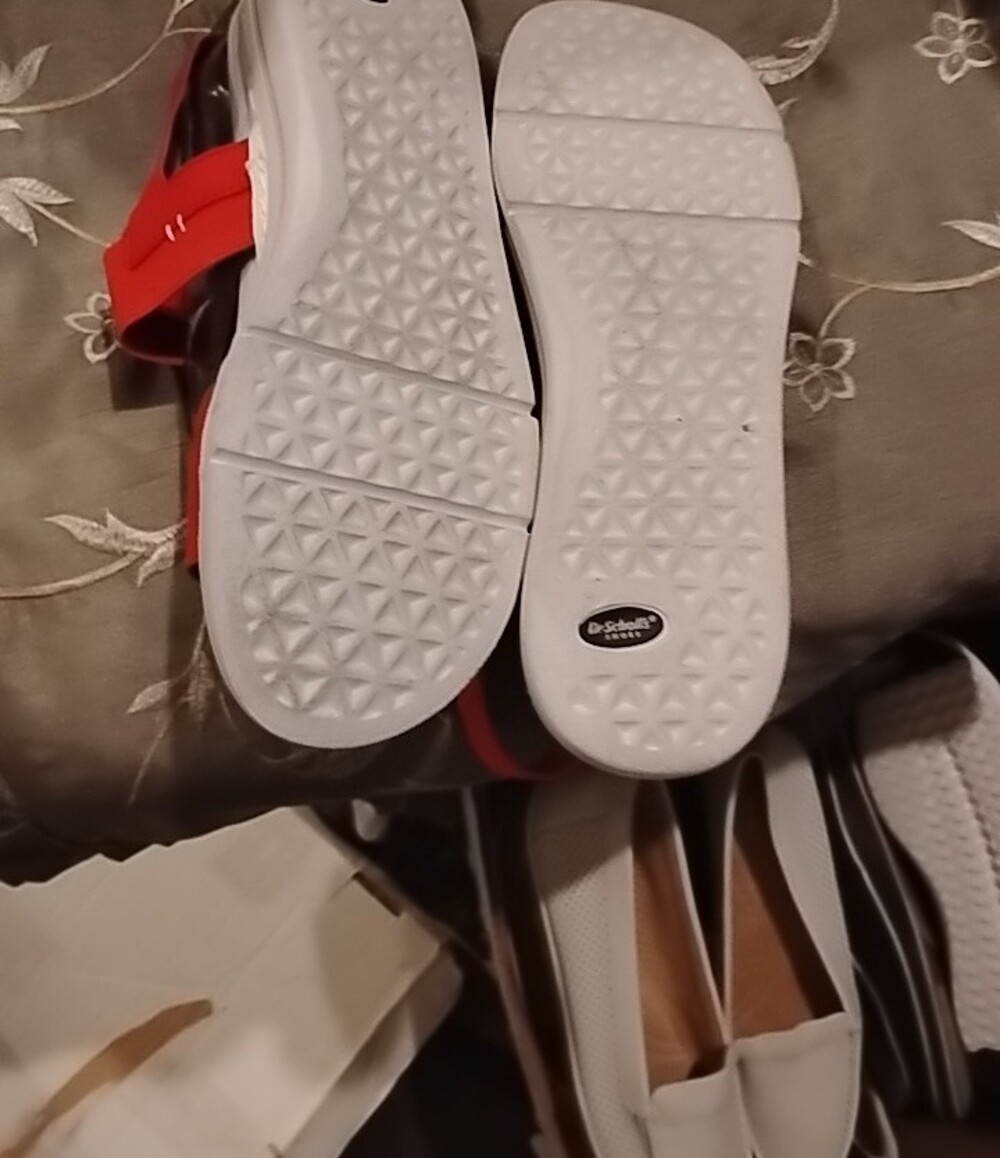 Dr Scholls Red Strap Sandals Size 11 Like New - Picture 3 of 3
